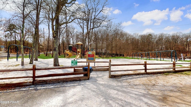 152 Fairview Dr, Dingmans Ferry, PA 18328 - view of surrounding community