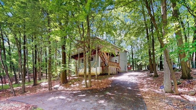 152 Fairview Dr, Dingmans Ferry, PA 18328 - view of home's exterior with stairs