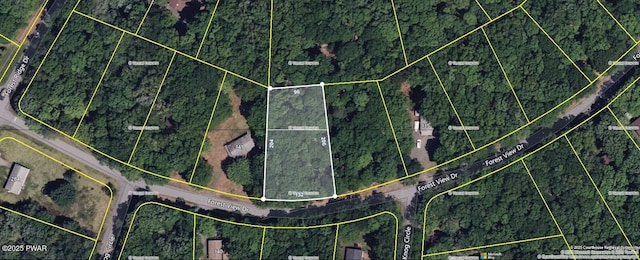 139 Forest View Dr, Hawley, PA 18428