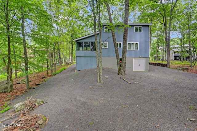 108 Minnow Ct, Lackawaxen, PA 18435 - view of front of home featuring a sunroom