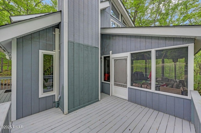 108 Minnow Ct, Lackawaxen, PA 18435 - view of wooden terrace