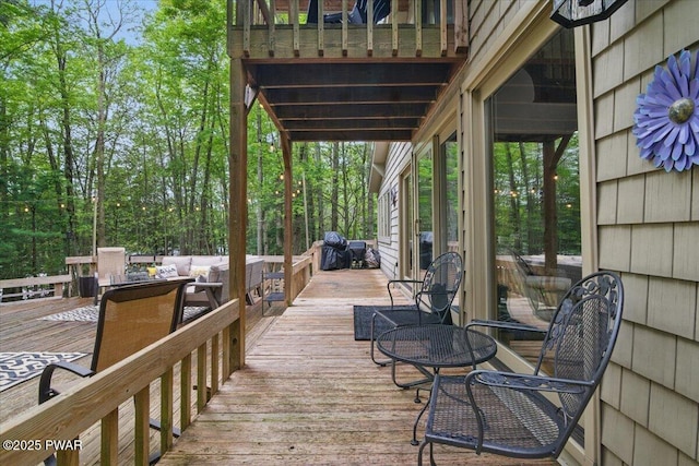 141 Arrowhead Cir, Newfoundland, PA 18445 - view of deck
