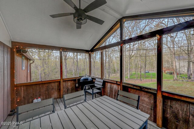 3218 Bluebird Dr, Bushkill, PA 18324 - sunroom with vaulted ceiling, a ceiling fan, and outdoor dining area