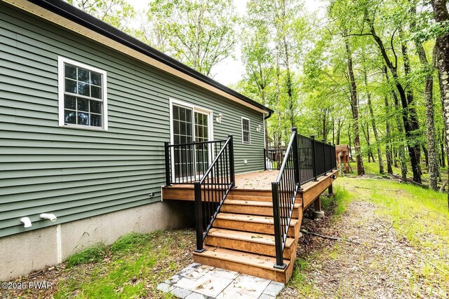 209 Conashaugh Trl, Milford, PA 18337 - wooden deck with stairs