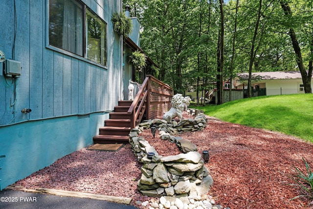 103 Westfall Dr, Dingmans Ferry, PA 18328 - view of yard