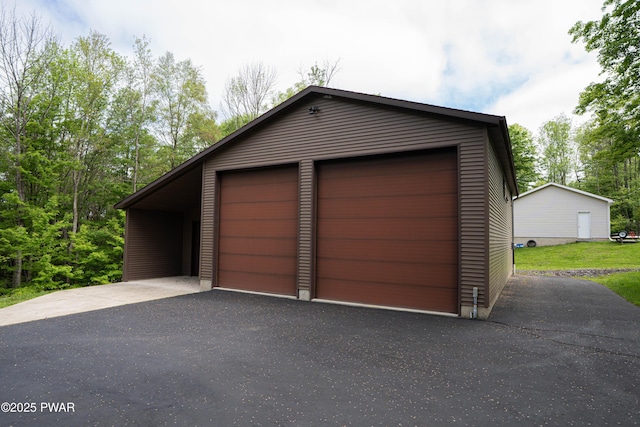 1111 Advent Rd, Lake Ariel, PA 18436 - garage with a detached garage