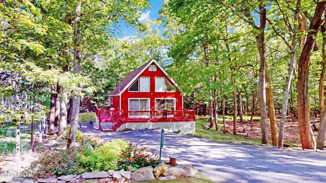108 Tulip St, Dingmans Ferry, PA 18328 - chalet / cabin with a wooden deck