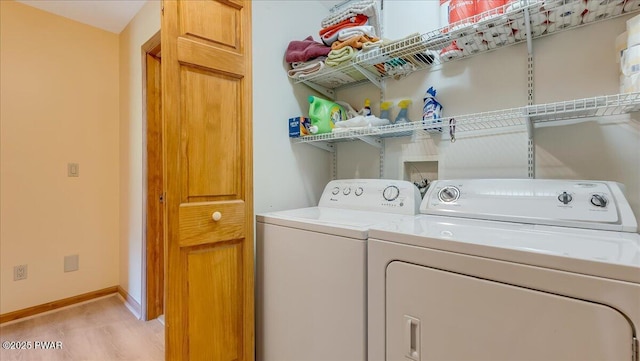 11 Coyote Rdg, Hawley, PA 18428 - laundry room with washer and clothes dryer and baseboards