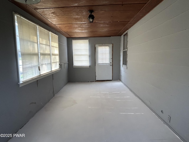887 Maple Ave, Honesdale, PA 18431 - interior space