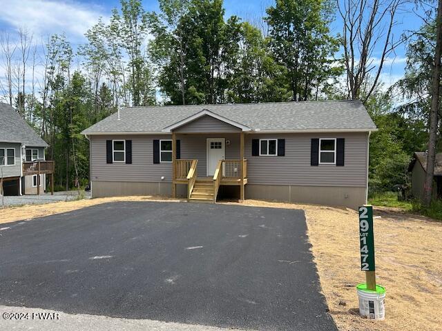 view of front of home