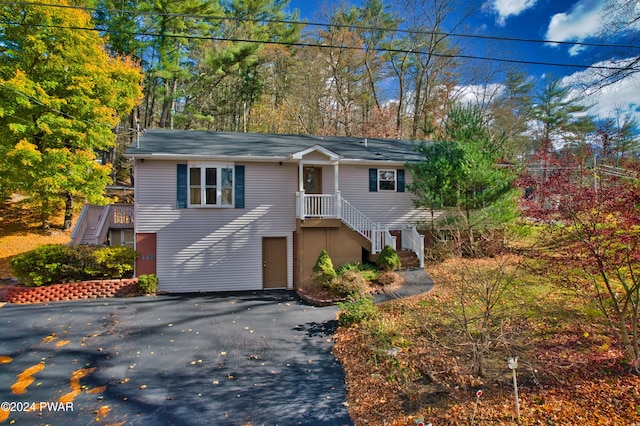 view of front of home