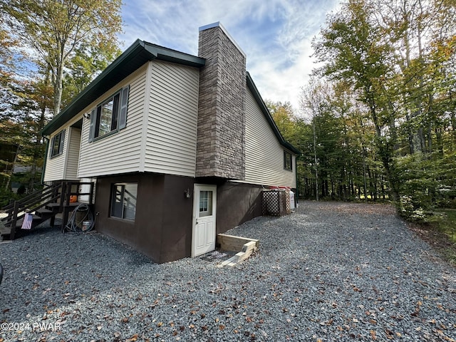 view of home's exterior