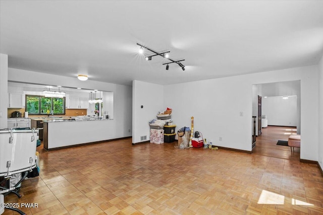 29 Hirshorn Dr, Newfoundland, PA 18445 - living area with baseboards