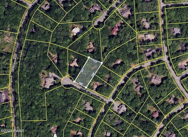 800 S Lasso Ct, Lords Valley, PA 18428