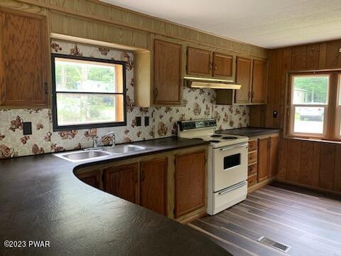 118 Middle Rd, Greentown, PA 18426