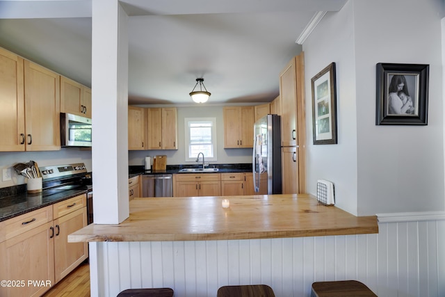 146 Union St, Honesdale, PA 18431 - photo 5