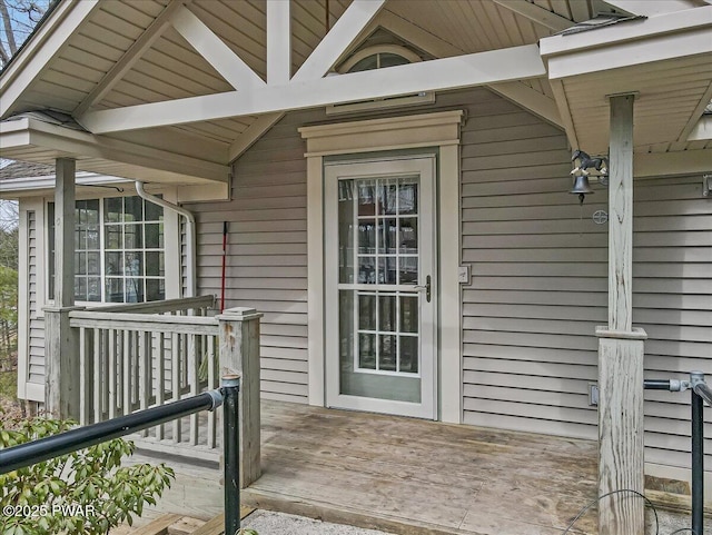 doorway to property with a porch