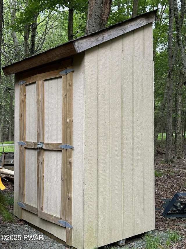 1024 Pitt Rd, Newfoundland, PA 18445 - view of shed