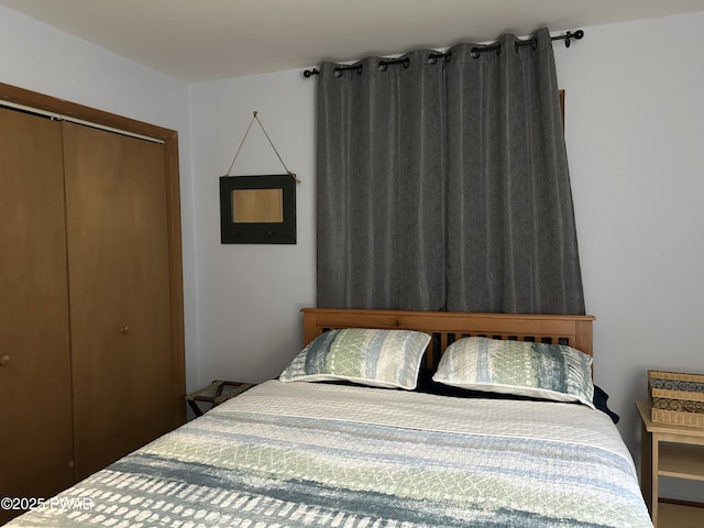 1024 Pitt Rd, Newfoundland, PA 18445 - bedroom with a closet