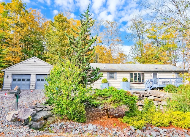 6 Greenview Ct, Lake Ariel, PA 18436 - photo 1