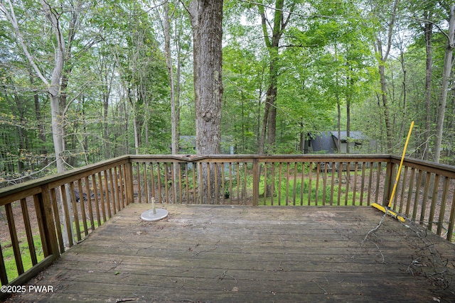 1032 Deer Field Ct, Lake Ariel, PA 18436 - view of wooden deck