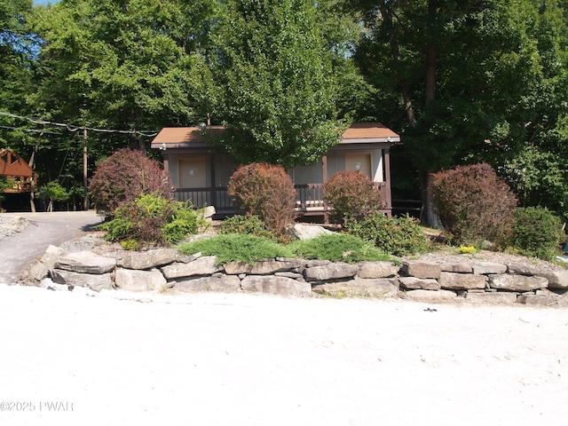 1032 Deer Field Ct, Lake Ariel, PA 18436 - view of front of house