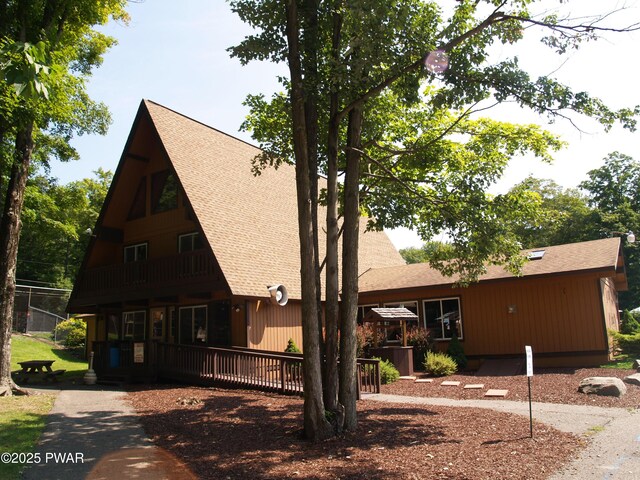 1032 Deer Field Ct, Lake Ariel, PA 18436 - view of front of house with roof with shingles