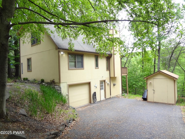 104 Briarwood Dr, Greentown, PA 18426 - photo 1