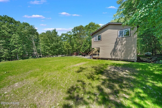 109 Widgeon Ln, Lords Valley, PA 18428 - view of grassy yard