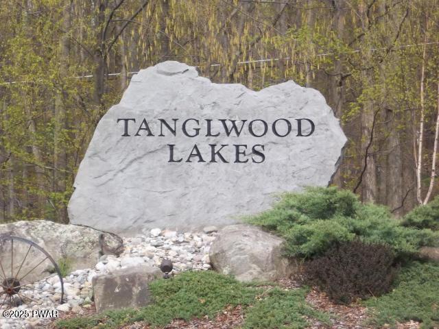 115 Eastwood Dr, Greentown, PA 18426 - community / neighborhood sign featuring a view of trees