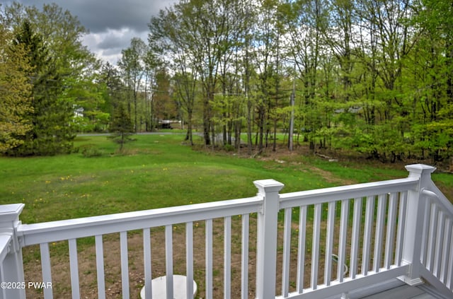 5 Lakeville Ct, Lakeville, PA 18438 - view of grassy yard