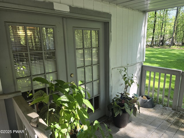 127 E Mulberry Dr, Milford, PA 18337 - doorway to property featuring a lawn