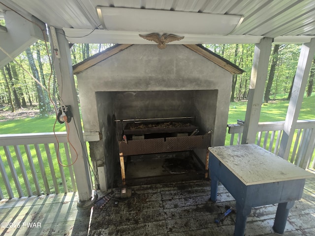 127 E Mulberry Dr, Milford, PA 18337 - deck with a yard