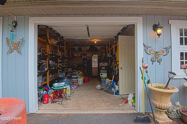 127 E Mulberry Dr, Milford, PA 18337 - view of garage