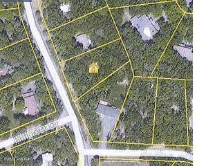 121 Hillside Dr, Hawley, PA 18428