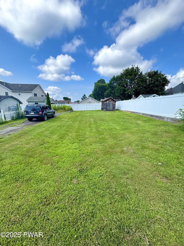 911 Lincoln Ave, Blakely, PA 18447 - photo 4