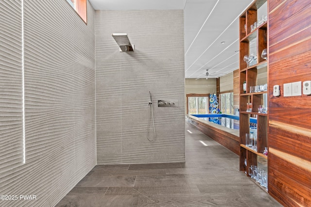122 Overlook Ln, Lords Valley, PA 18428 - view of hallway