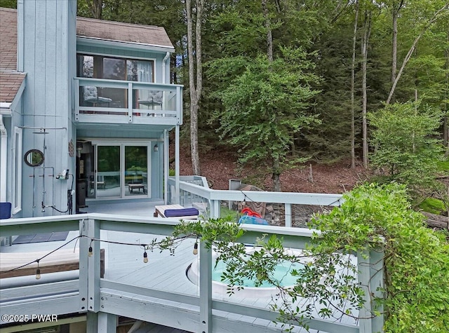 115 Washington Dr, Lords Valley, PA 18428 - view of wooden deck