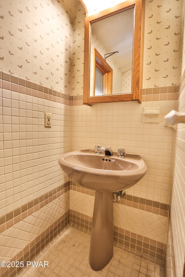 216 Canterbrook Dr, Lords Valley, PA 18328 - bathroom featuring tile walls, wallpapered walls, and tile patterned flooring