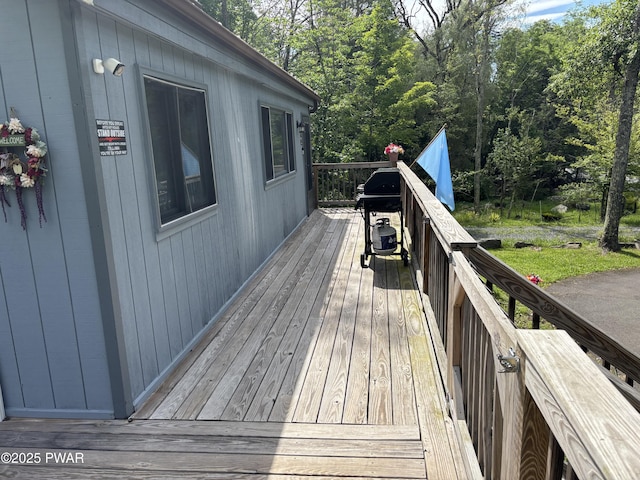 1267 Brookfield Rd, Lake Ariel, PA 18436 - deck with area for grilling