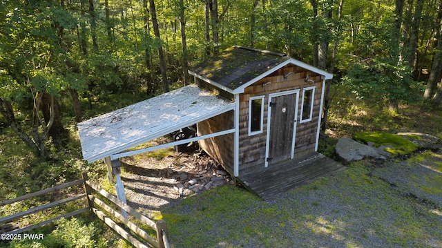 401 Log Tavern Rd, Milford, PA 18337 - view of shed
