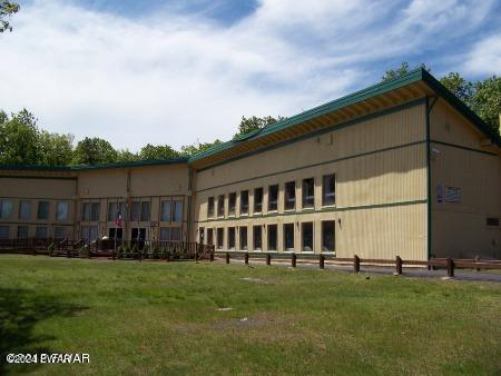 view of building exterior