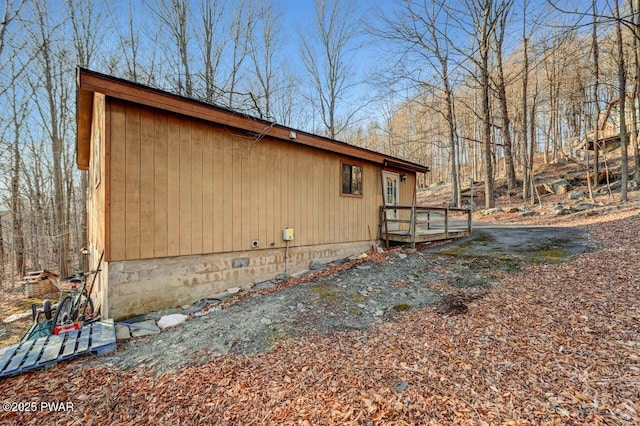 139 Ridgeview Dr, Lake Ariel, PA 18436 - view of side of property featuring crawl space
