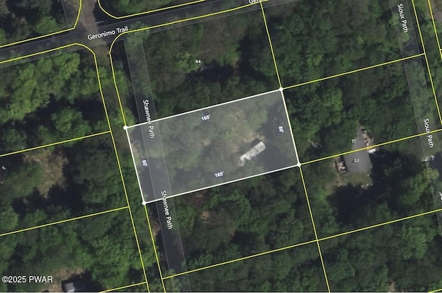 40 Shawnee Path, Gouldsboro, PA 18424