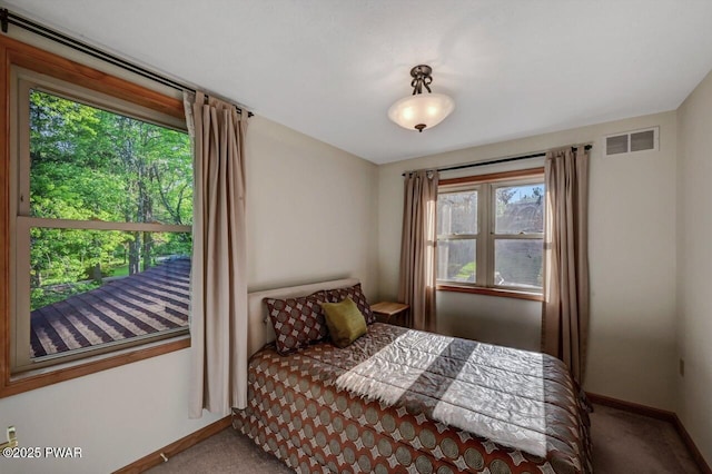 32 Forest Ln, Lake Ariel, PA 18436 - carpeted bedroom featuring baseboards