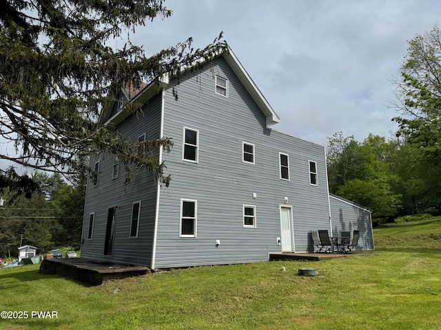 8 Kaiser Strasse, Beach Lake, PA 18405 - back of property with a yard and a patio