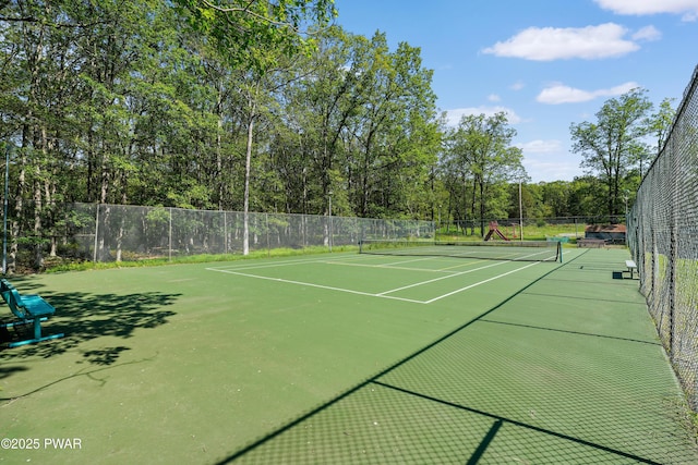 1419 Bear Dr, Bushkill, PA 18324 - view of tennis court