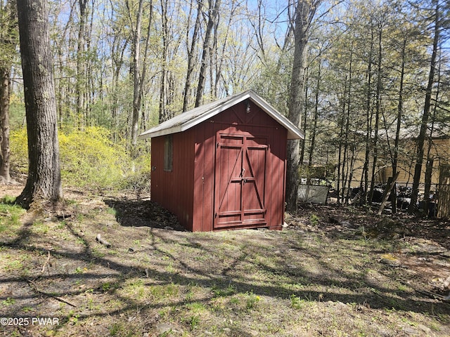 118 Tulip St, Dingmans Ferry, PA 18328 - view of shed