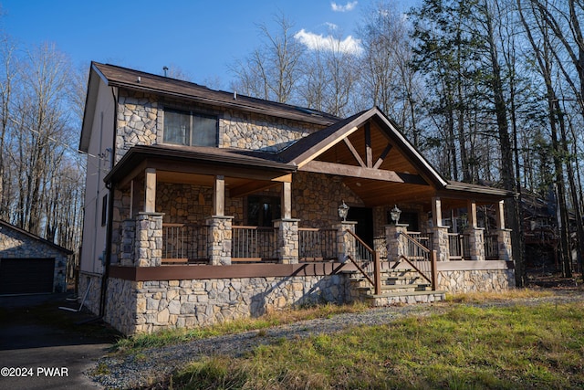 view of front of house featuring a porch