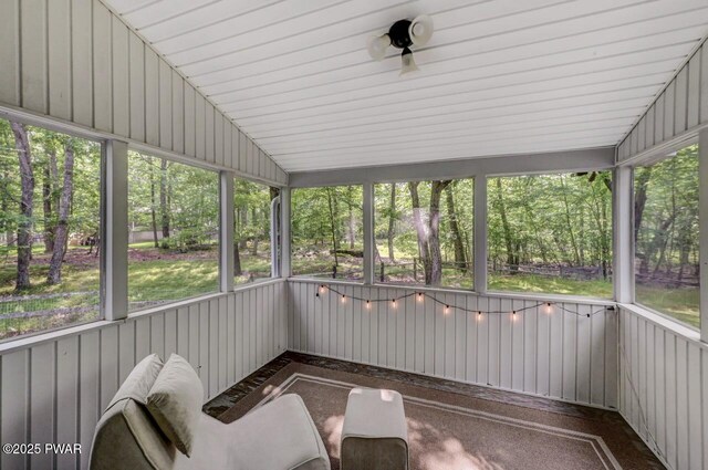 124 Granite Dr, Hawley, PA 18428